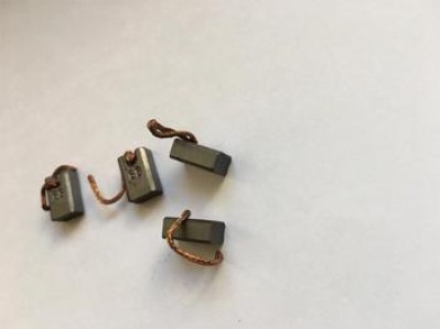 Машина для гемодиализа Fresenius, импортная Угольная щетка, дегазирующий насос, двигатель насоса 6701041